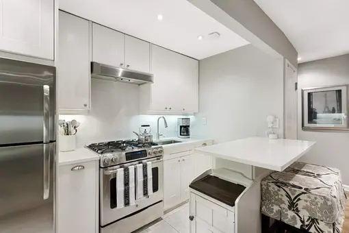 57 East 75th Street, #2R