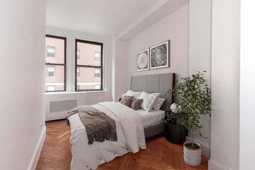 22 East 36th Street, #3A