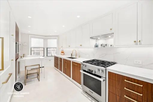 114 East 72nd Street, #89B