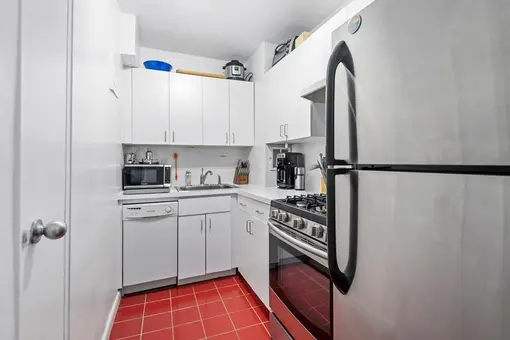 77 East 12th Street, #9D