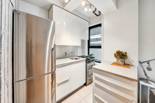 227 East 57th Street, #3C