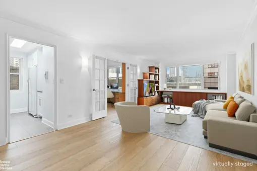 Lincoln Terrace, 165 West 66th Street, #12W