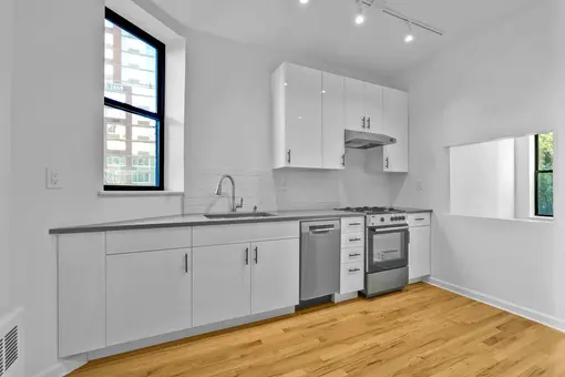 7 Second Avenue, #3B