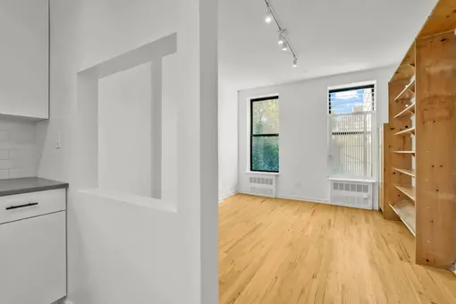 7 Second Avenue, #3B