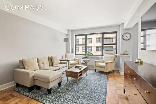 425 East 79th Street, #9B