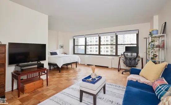 Lincoln Towers, 160 West End Avenue, #10M