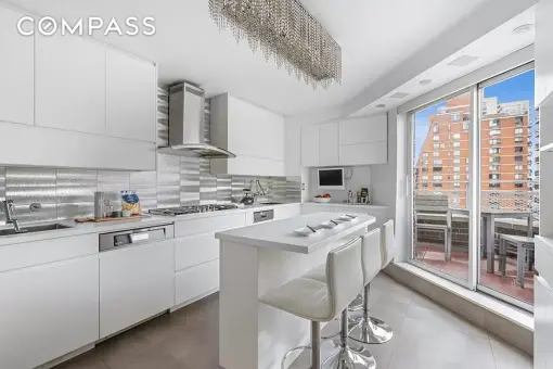 The Amherst, 401 East 74th Street, #20F