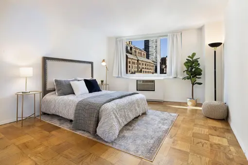 La Premiere, 230 West 55th Street, #10E