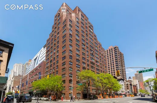 330 Third Avenue, #5D