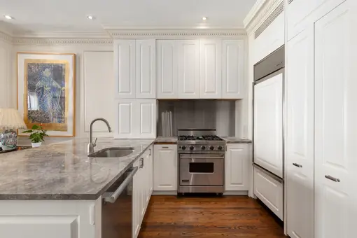 4 East 82nd Street, #5