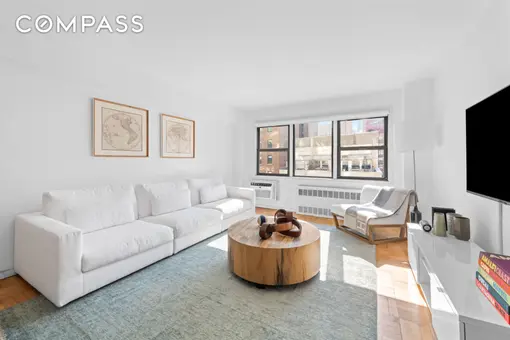 Dover House, 205 East 77th Street, #7F