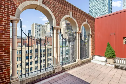 333 East 57th Street, #6A