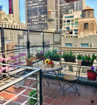 Rockefeller Apartments, 24 West 55th Street, #11DE