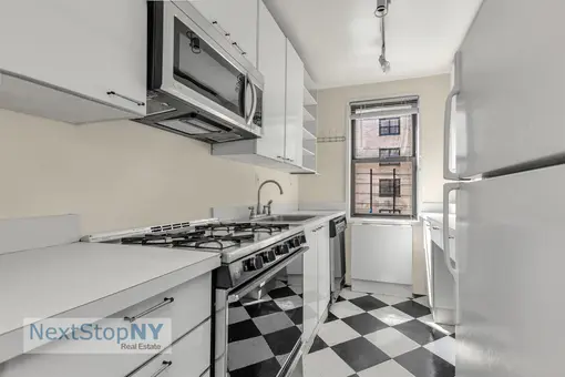 241 East 76th Street, #4F