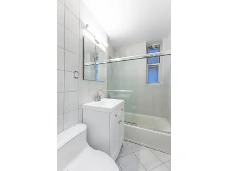 360 West 55th Street, #4A