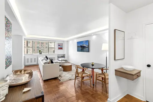 The Coliseum Park Apartments, 30 West 60th Street, #15H