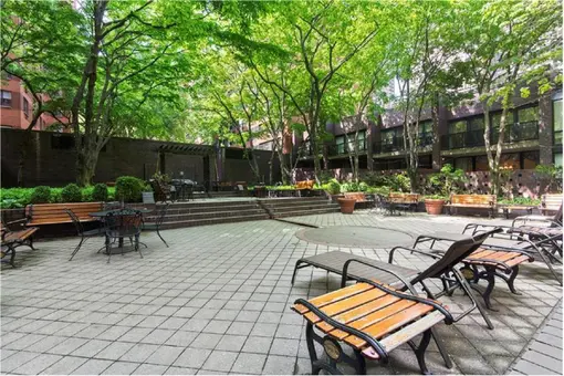 Astor Terrace, 245 East 93rd Street, #2E