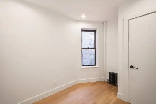 244 East 46th Street, #3B