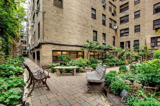 Southgate, 400 East 52nd Street, #1H
