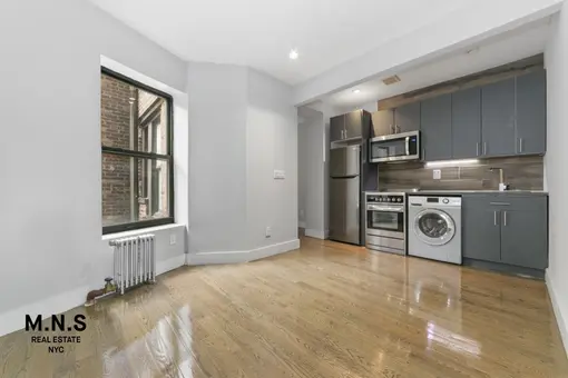 244 East 117th Street, #6D