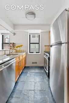 Clinton West, 516 West 47th Street, #S6L