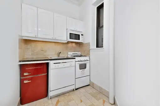 416 East 83rd Street, #1C