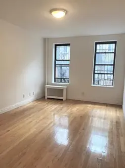 206 East 34th Street, #4D