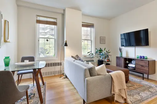 172 East 61st Street, #3B