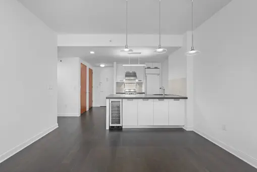 Onyx Chelsea, 261 West 28th Street, #2D