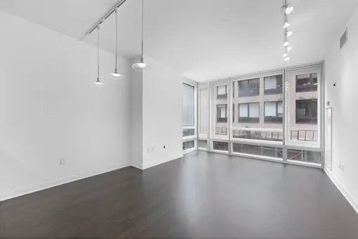 Onyx Chelsea, 261 West 28th Street, #2D