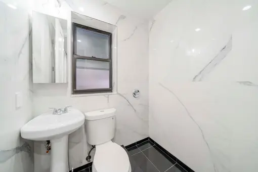 312 West 21st Street, #3W