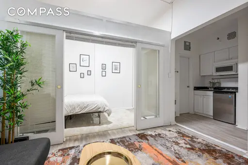 240 East 33rd Street, #2R