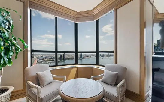 The Horizon, 415 East 37th Street, #43J