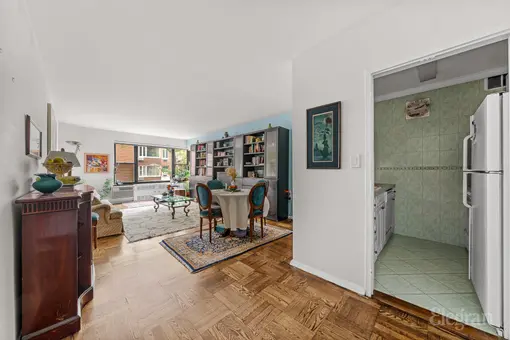 Riverview South, 55 East End Avenue, #2E