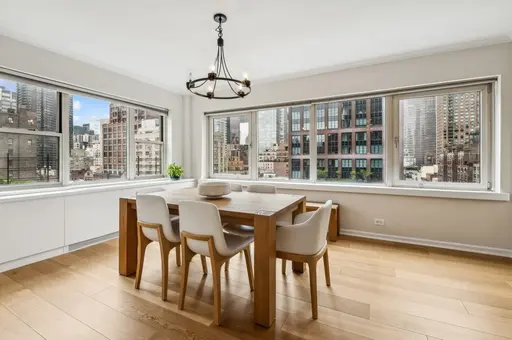 Sutton House, 415 East 52nd Street, #11KLC