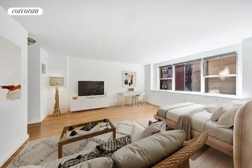 233 East 69th Street, #5F