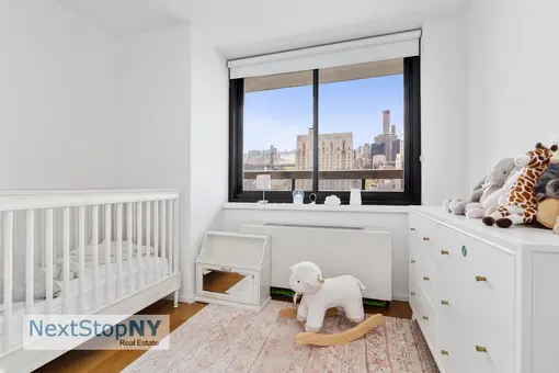 515 East 72nd Street, #36C