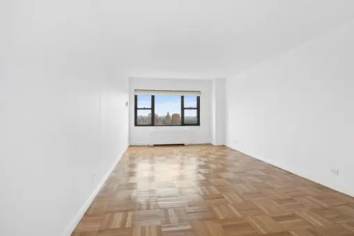 One Lincoln Plaza, 20 West 64th Street, #35N