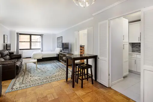 The Hamilton, 305 East 40th Street, #8A