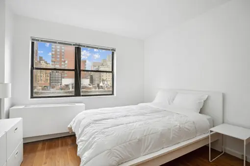 The Chesterfield, 186 West 80th Street, #6D