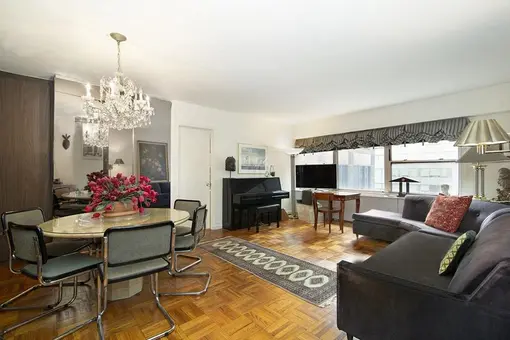 Plaza Tower, 118 East 60th Street, #11F