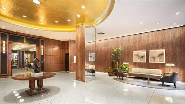 Plaza Tower, 118 East 60th Street, #11F