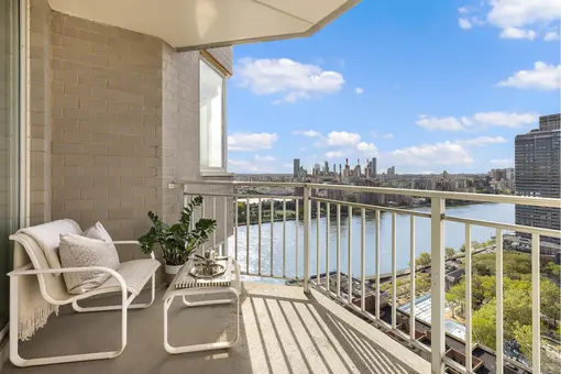 Asten House, 515 East 79th Street, #29D