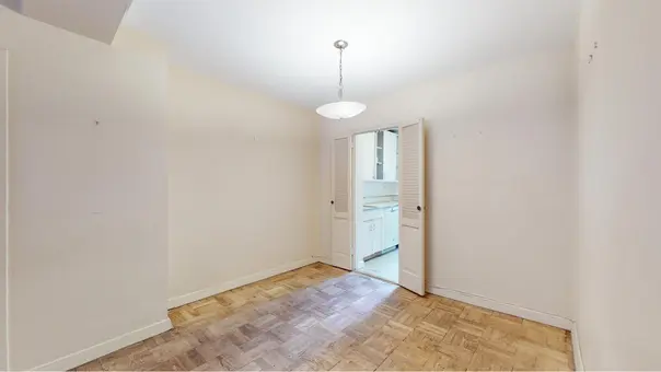 10 East End Avenue, #2M