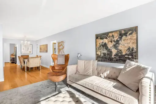 Lincoln Terrace, 165 West 66th Street, #3J