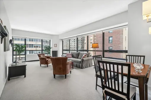 St. James Tower, 415 East 54th Street, #7C