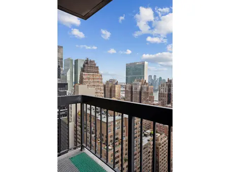 The Highpoint, 250 East 40th Street, #30F