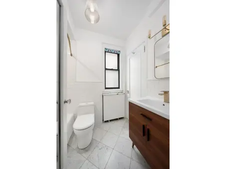 150 West 55th Street, #5D