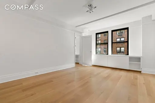 Eastgate, 225 East 73rd Street, #7A