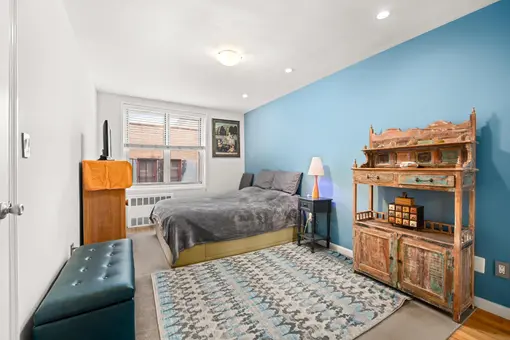 309 East 87th Street, #6H